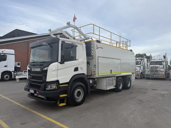 2021 SCANIA P380 XT 6X4 SERVICE TRUCK