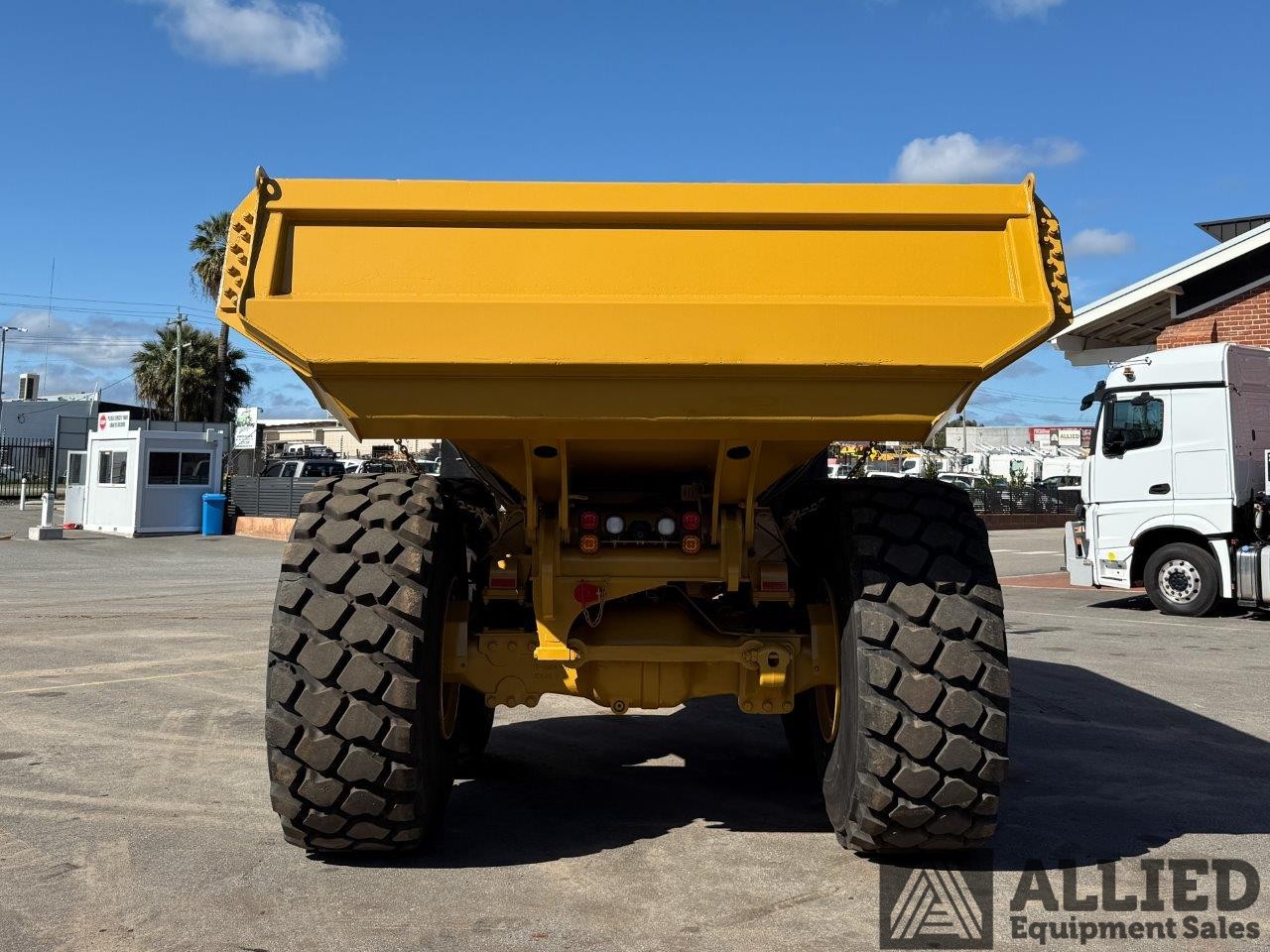 2017 CATERPILLAR 745C ARTICULATED DUMP TRUCK
