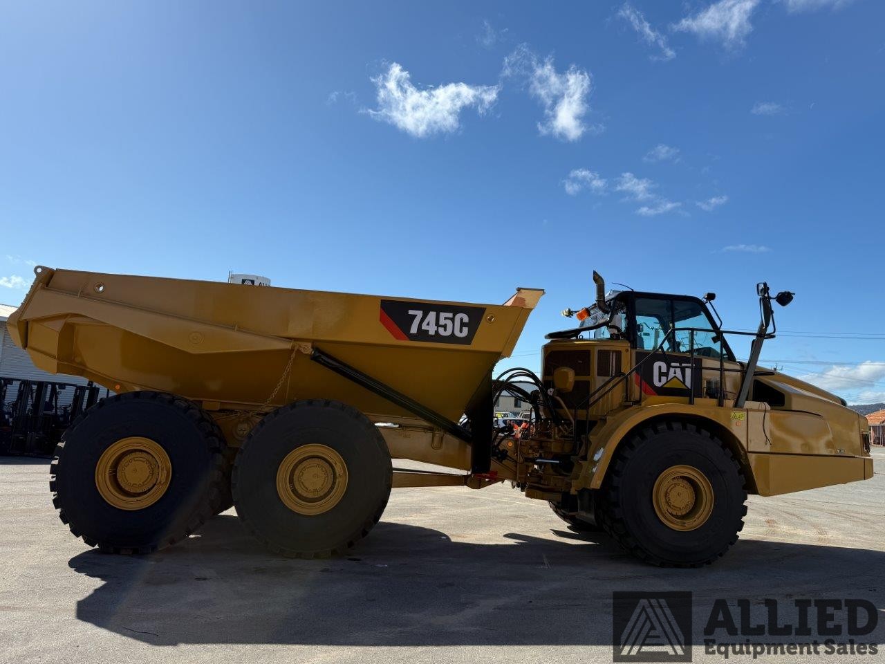 2017 CATERPILLAR 745C ARTICULATED DUMP TRUCK