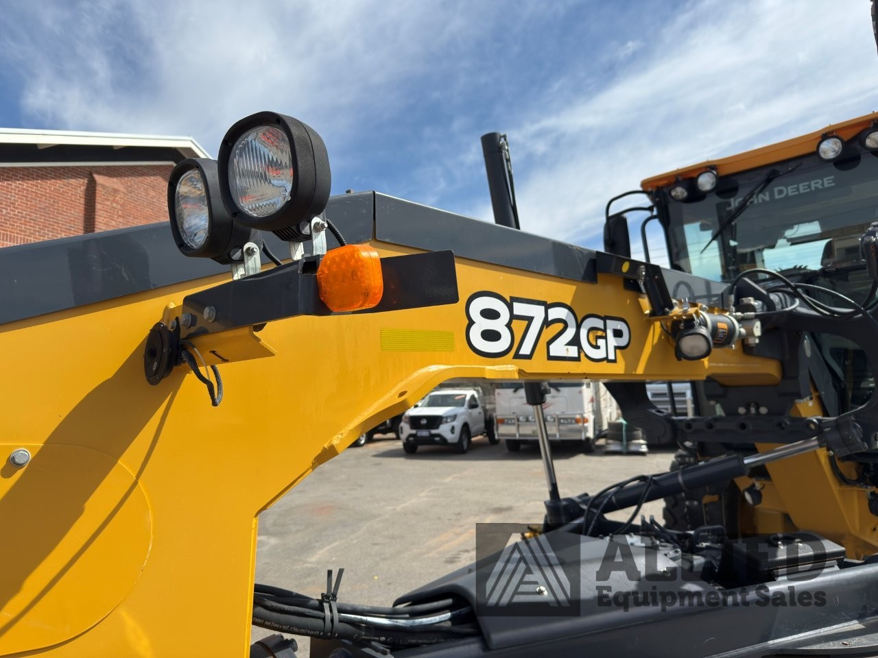 2020 JOHN DEERE 872GP MOTOR GRADER