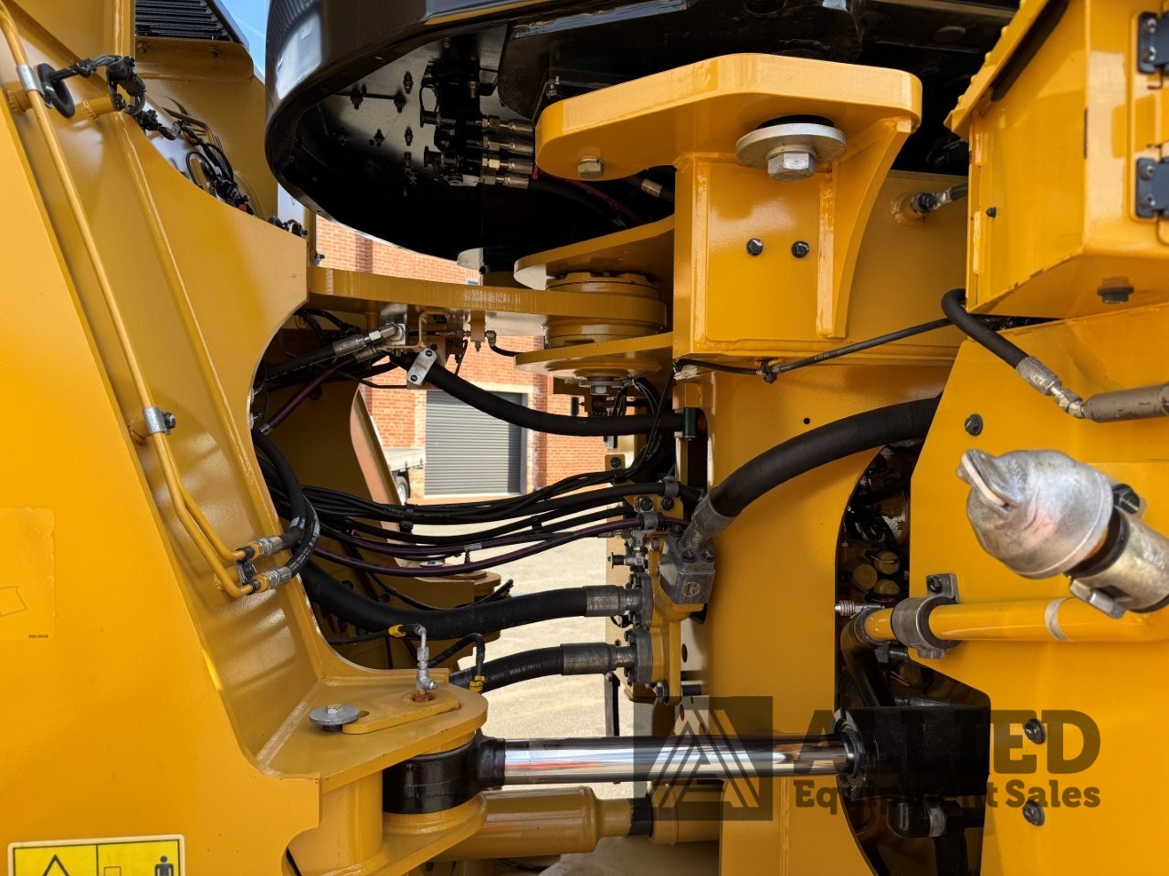 2023 CATERPILLAR 980 WHEEL LOADER