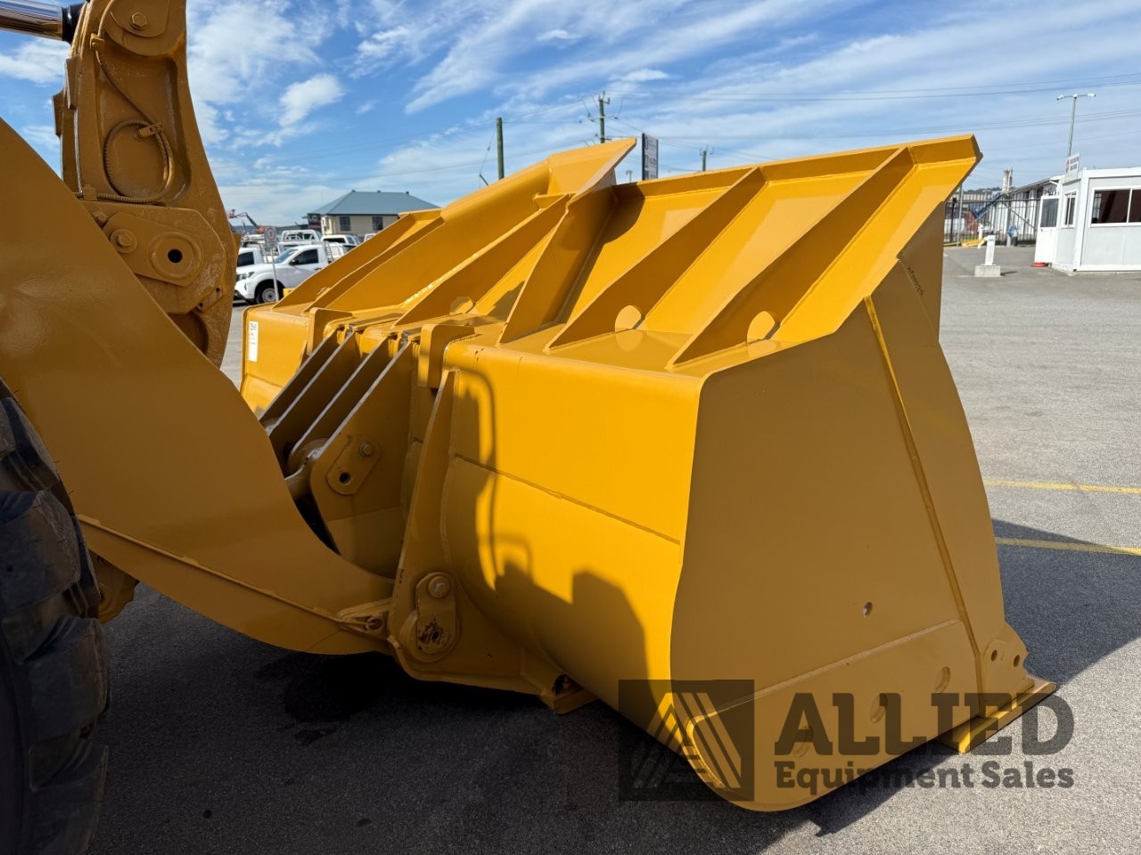 2023 CATERPILLAR 980 WHEEL LOADER