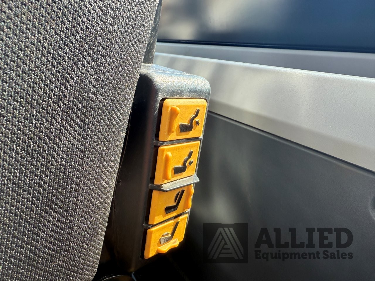 2023 CATERPILLAR 980 WHEEL LOADER