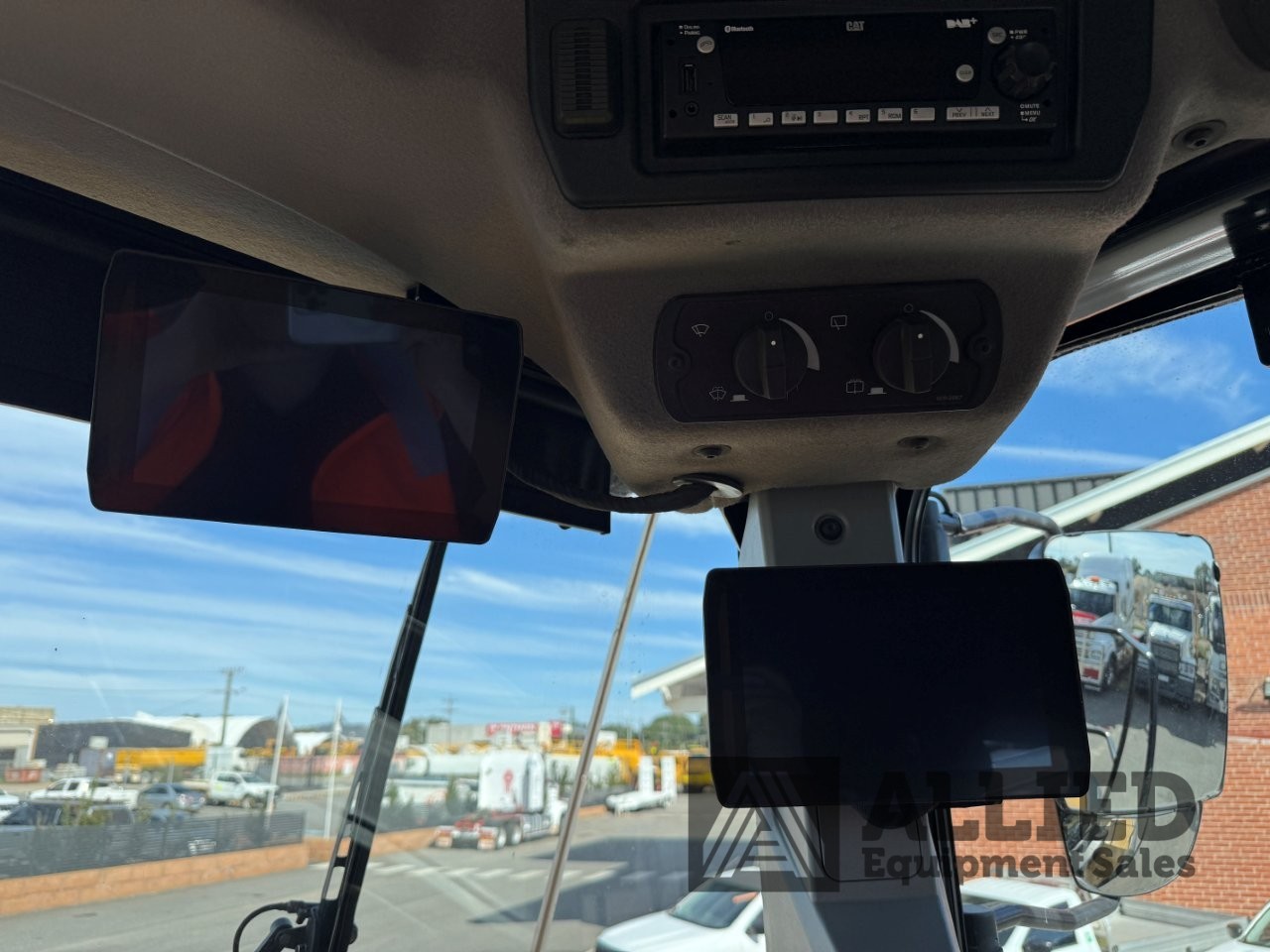 2023 CATERPILLAR 980 WHEEL LOADER