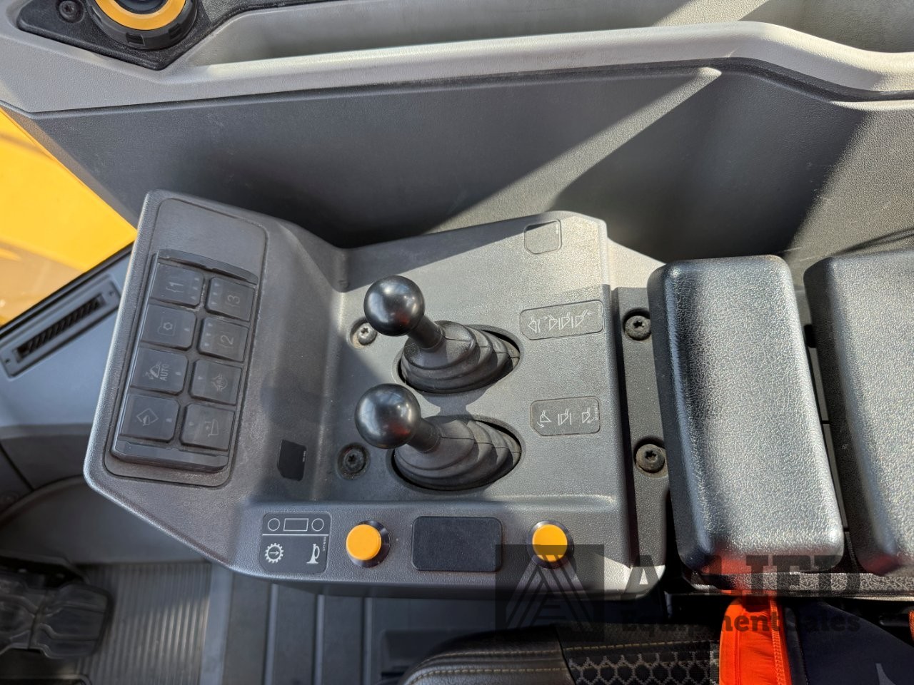 2023 CATERPILLAR 980 WHEEL LOADER