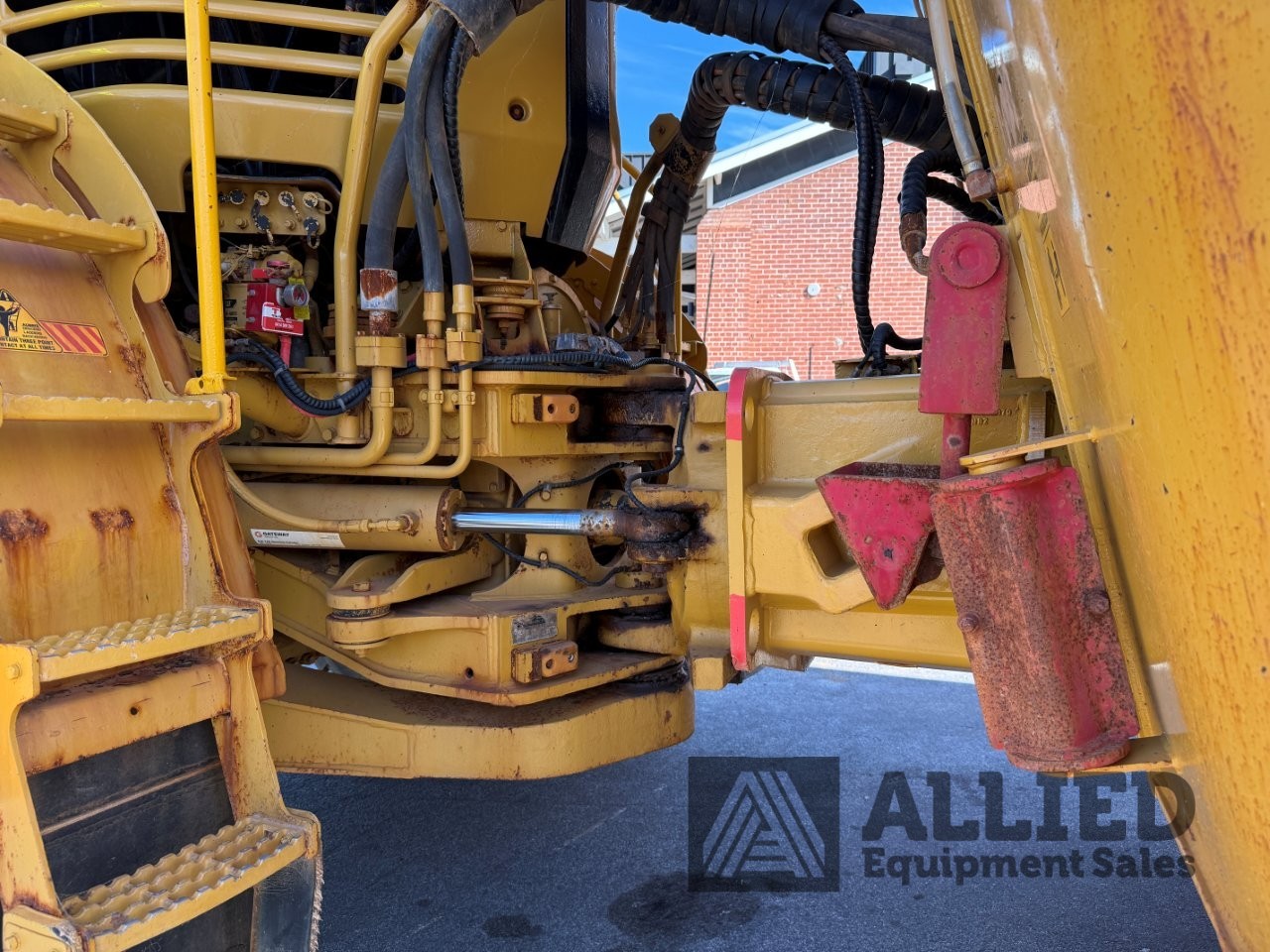 2006 CATERPILLAR 740 WATER CART