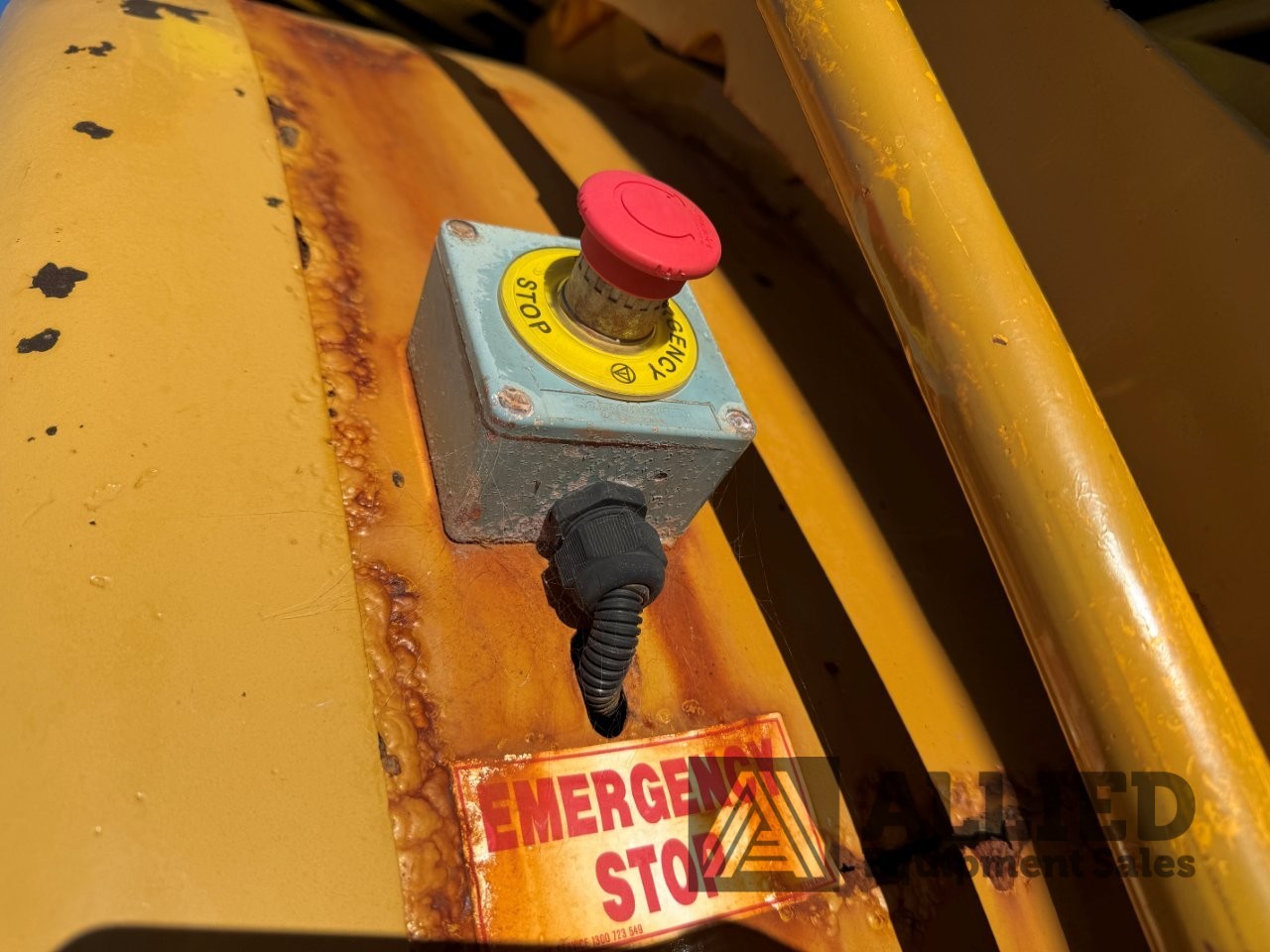 2006 CATERPILLAR 740 WATER CART