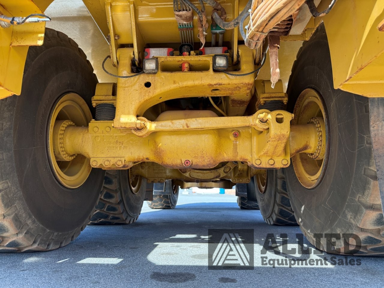 2006 CATERPILLAR 740 WATER CART