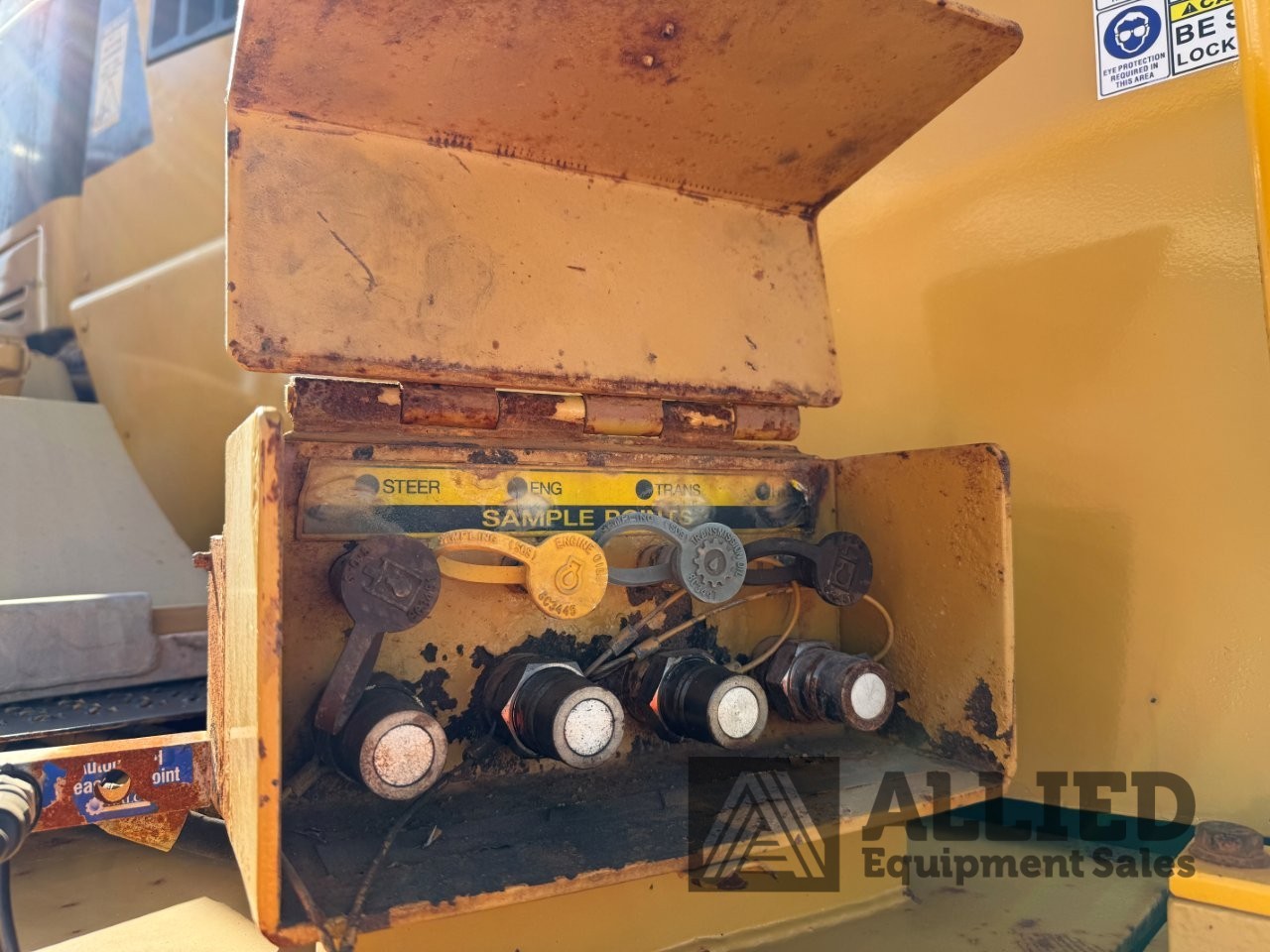 2006 CATERPILLAR 740 WATER CART