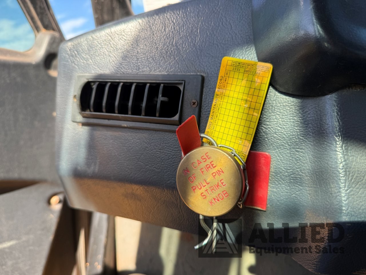 2006 CATERPILLAR 740 WATER CART