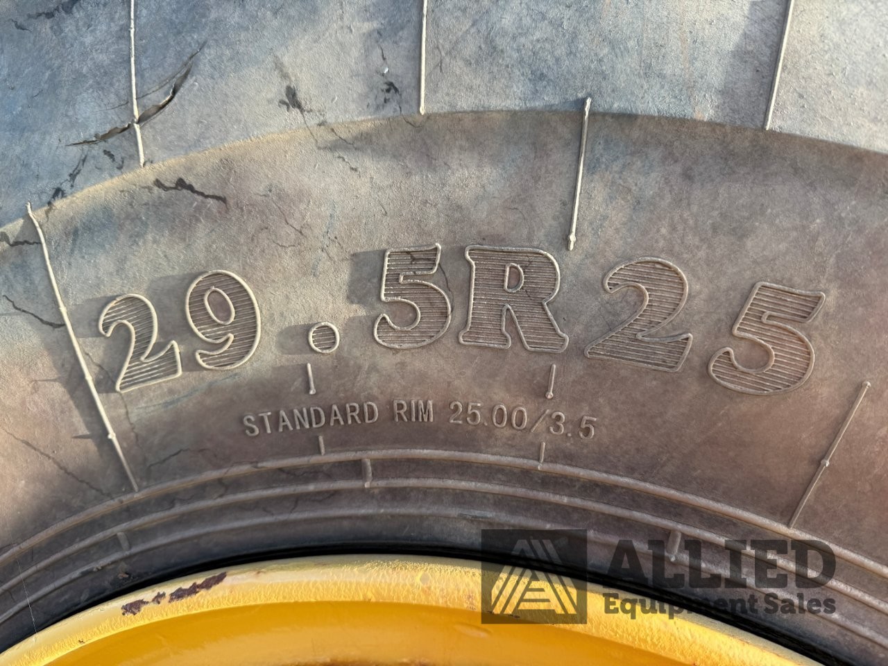 2006 CATERPILLAR 740 WATER CART