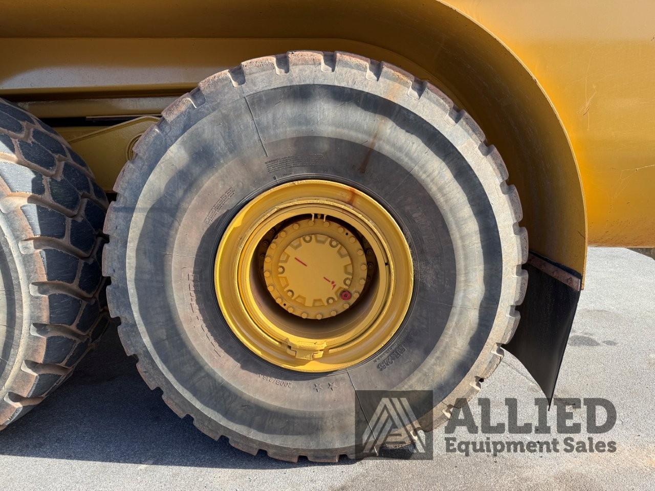 2006 CATERPILLAR 740 WATER CART