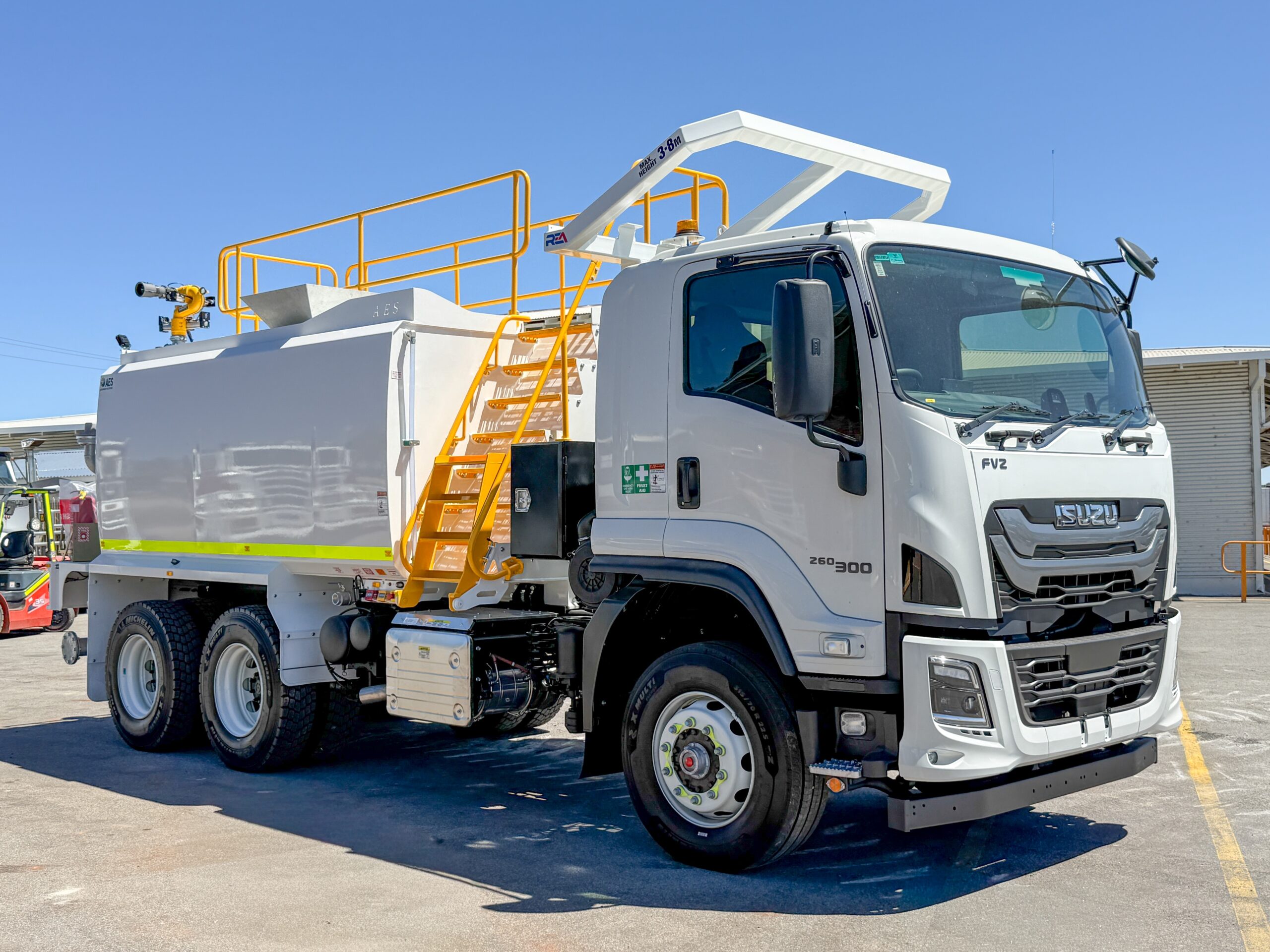 2025 ISUZU FVZ260-300 6X4 MLWB WATER TRUCK C/W AES 14,000L WATER MODULE