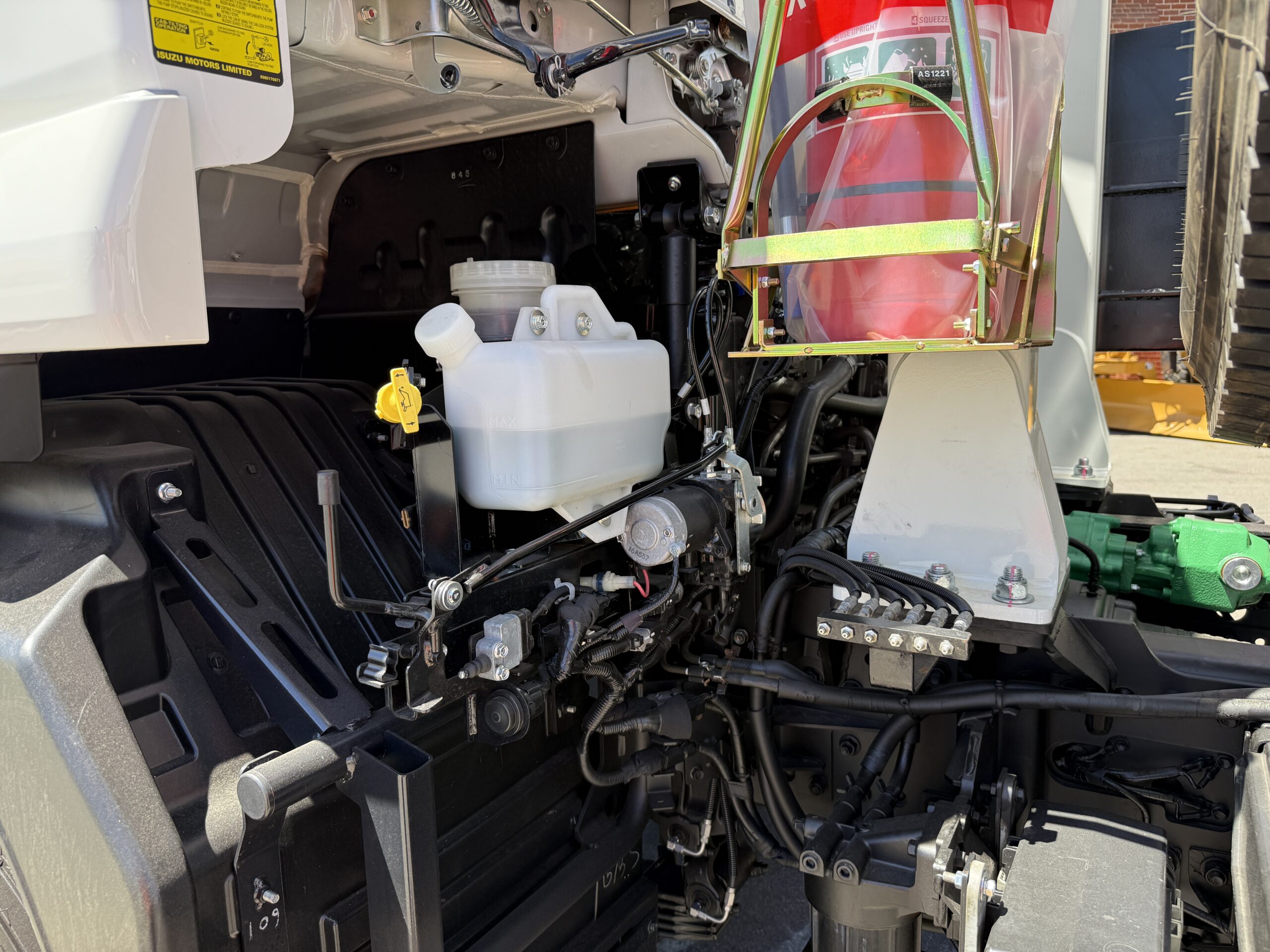 2025 ISUZU FVZ260-300 6X4 MLWB WATER TRUCK C/W AES 14,000L WATER MODULE