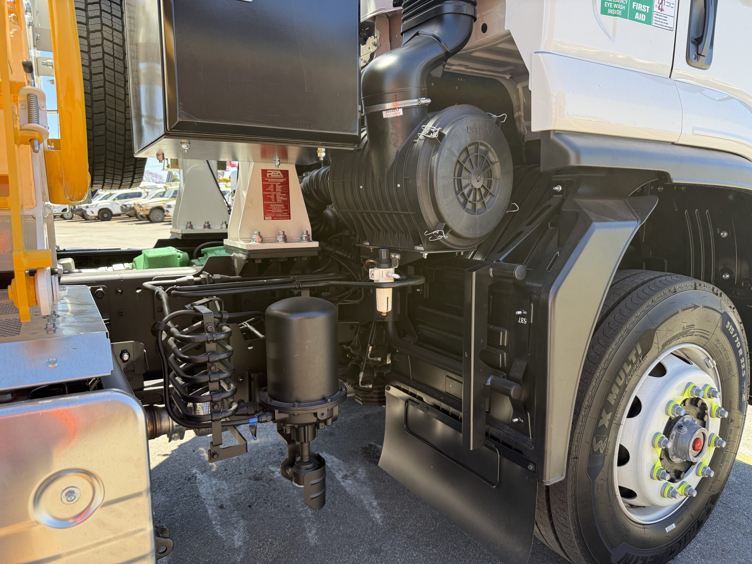 2025 ISUZU FVZ260-300 6X4 MLWB WATER TRUCK C/W AES 14,000L WATER MODULE