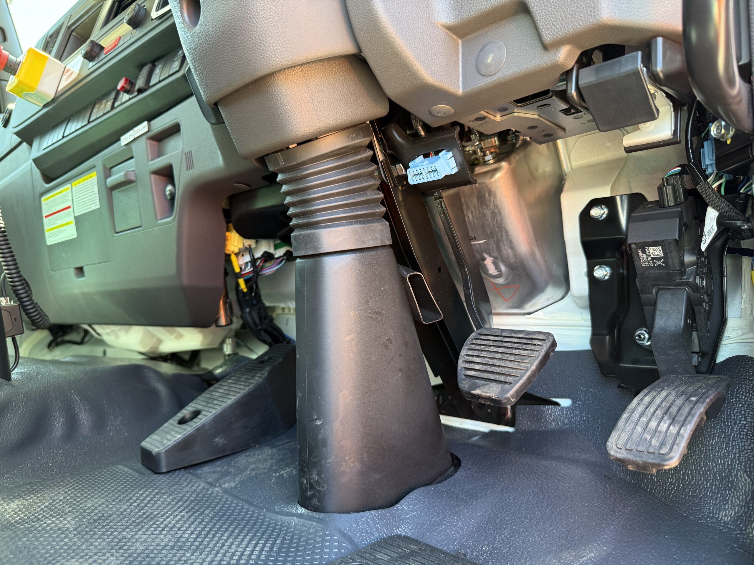 2025 ISUZU FVZ260-300 6X4 MLWB WATER TRUCK C/W AES 14,000L WATER MODULE