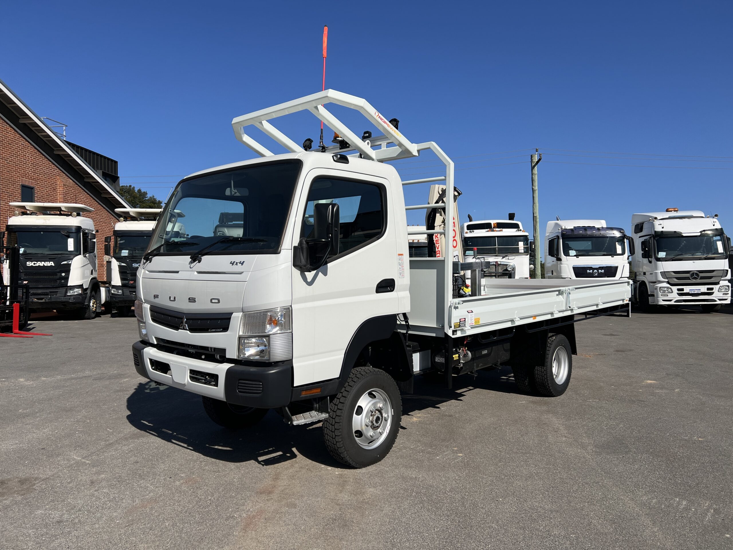 2023 MITSUBISHI FUSO FGB71ER6SFBC 4X4 5 SPEED TRAY TOP TRUCK WITH KEVREK CRANE