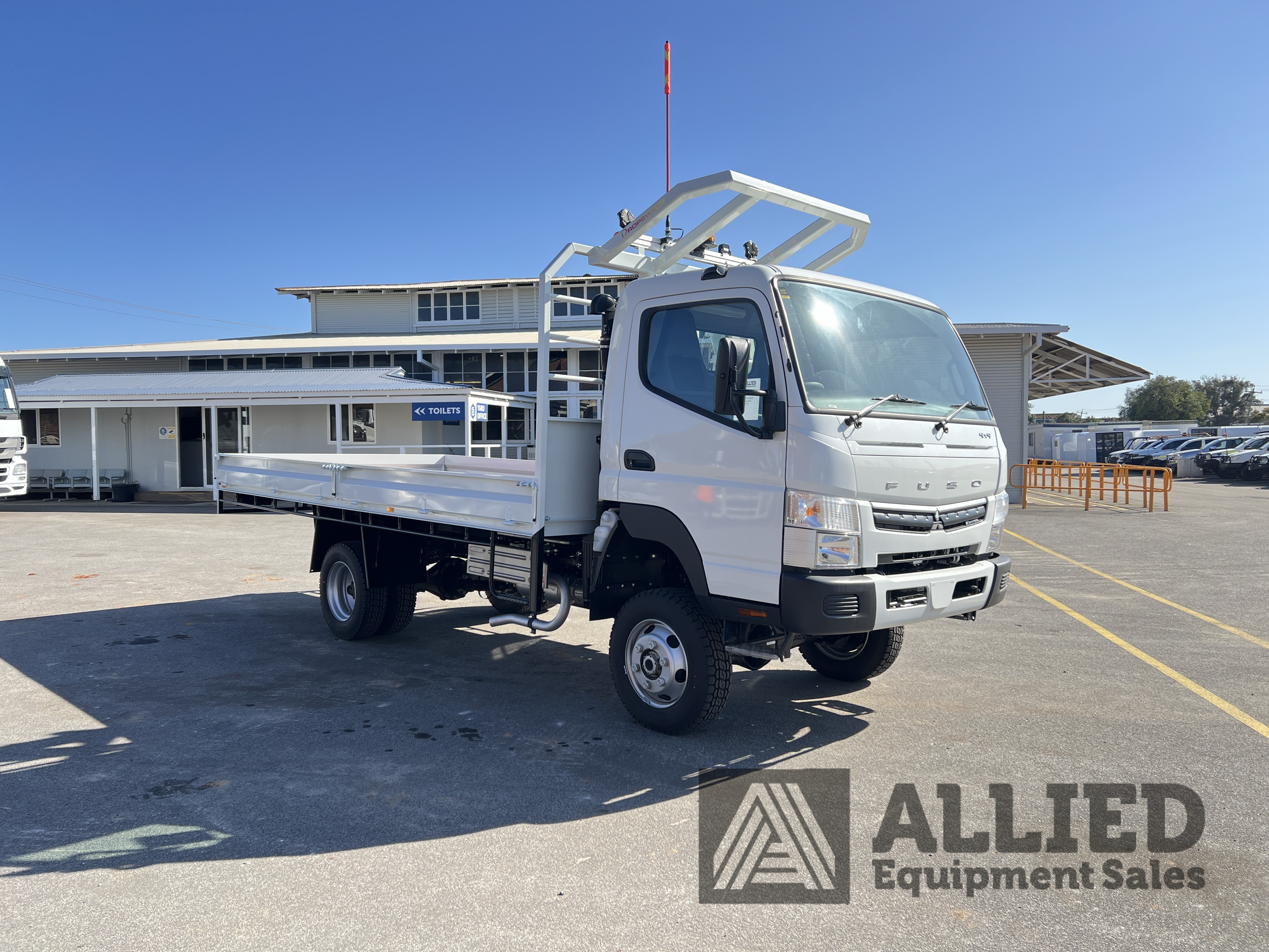 2023 MITSUBISHI FUSO FGB71ER6SFBC 4X4 5 SPEED TRAY TOP TRUCK WITH KEVREK CRANE