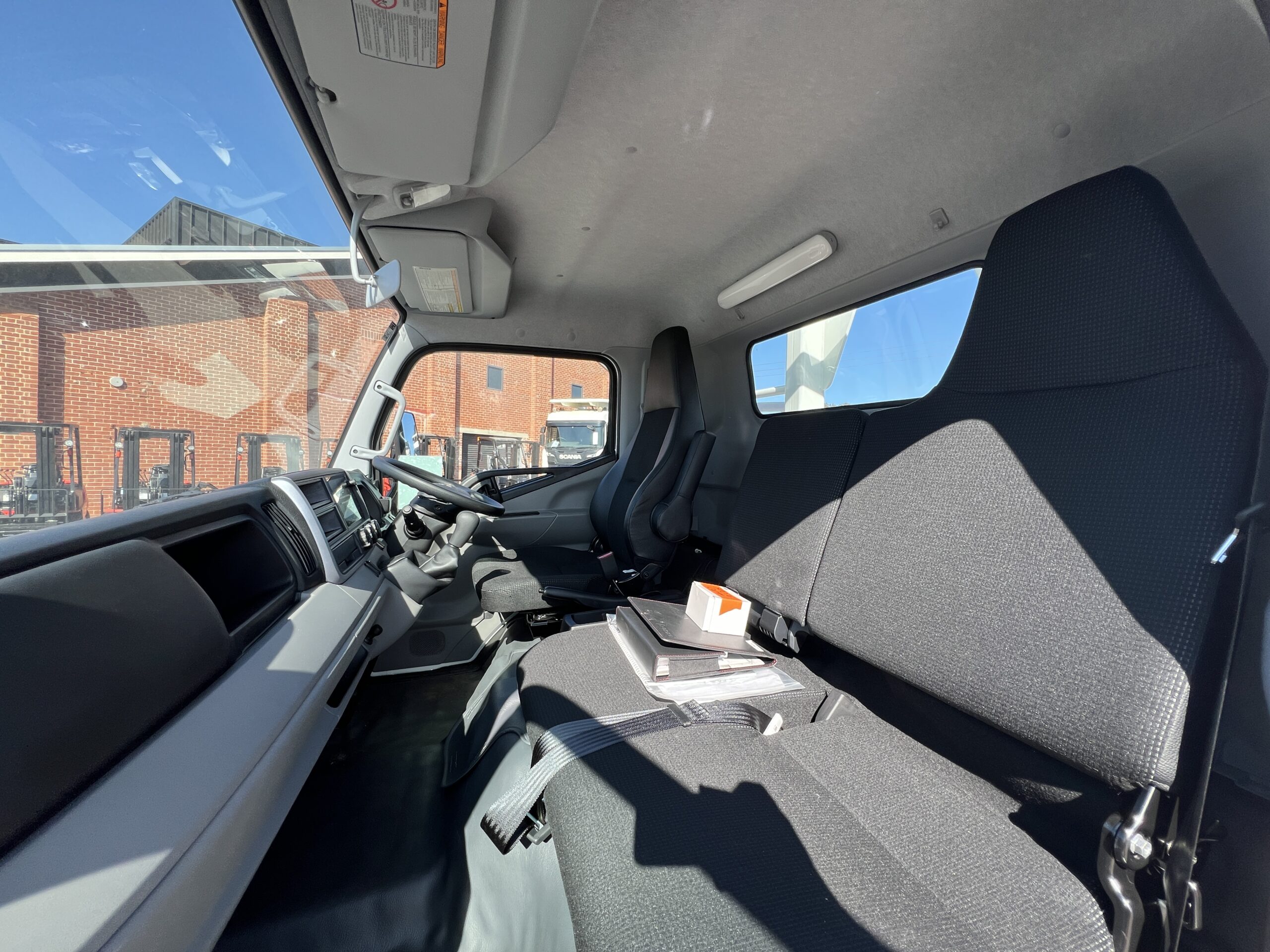 2023 MITSUBISHI FUSO FGB71ER6SFBC 4X4 5 SPEED TRAY TOP TRUCK WITH KEVREK CRANE