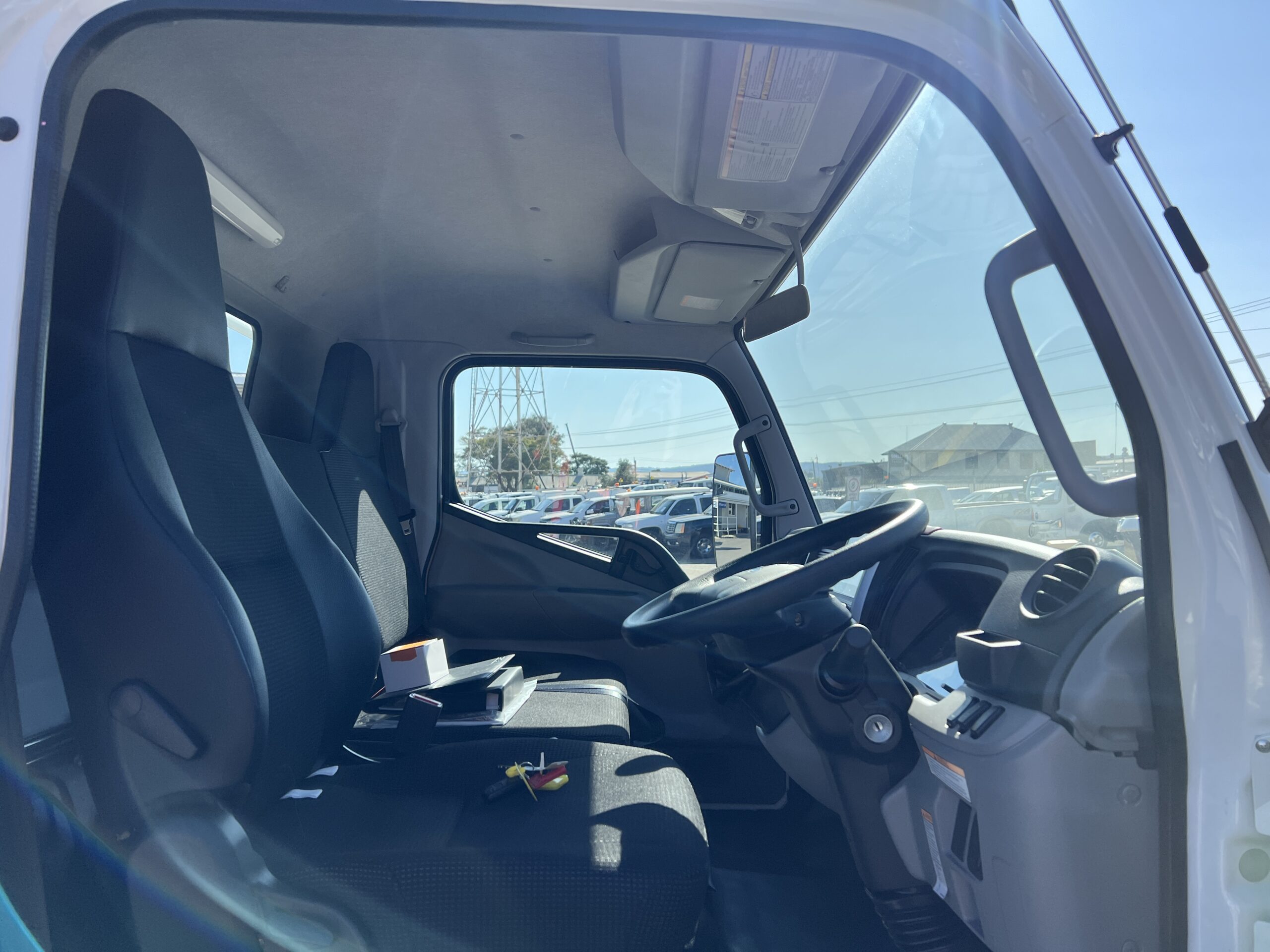 2023 MITSUBISHI FUSO FGB71ER6SFBC 4X4 5 SPEED TRAY TOP TRUCK WITH KEVREK CRANE