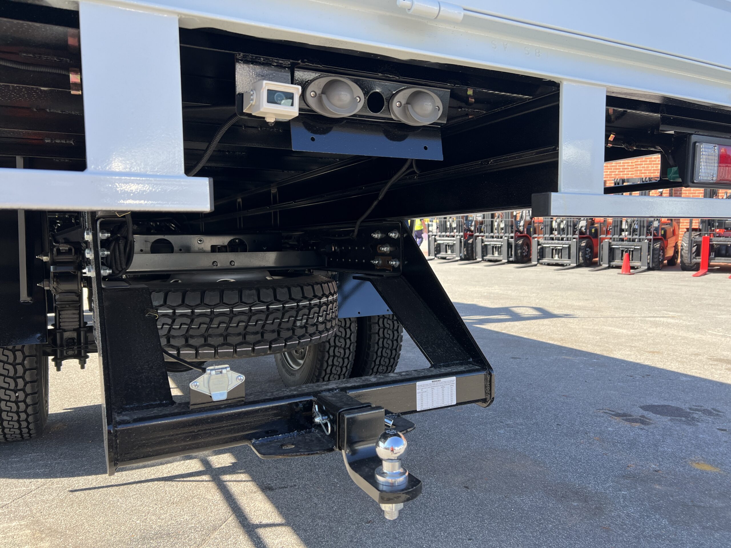 2023 MITSUBISHI FUSO FGB71ER6SFBC 4X4 5 SPEED TRAY TOP TRUCK WITH KEVREK CRANE