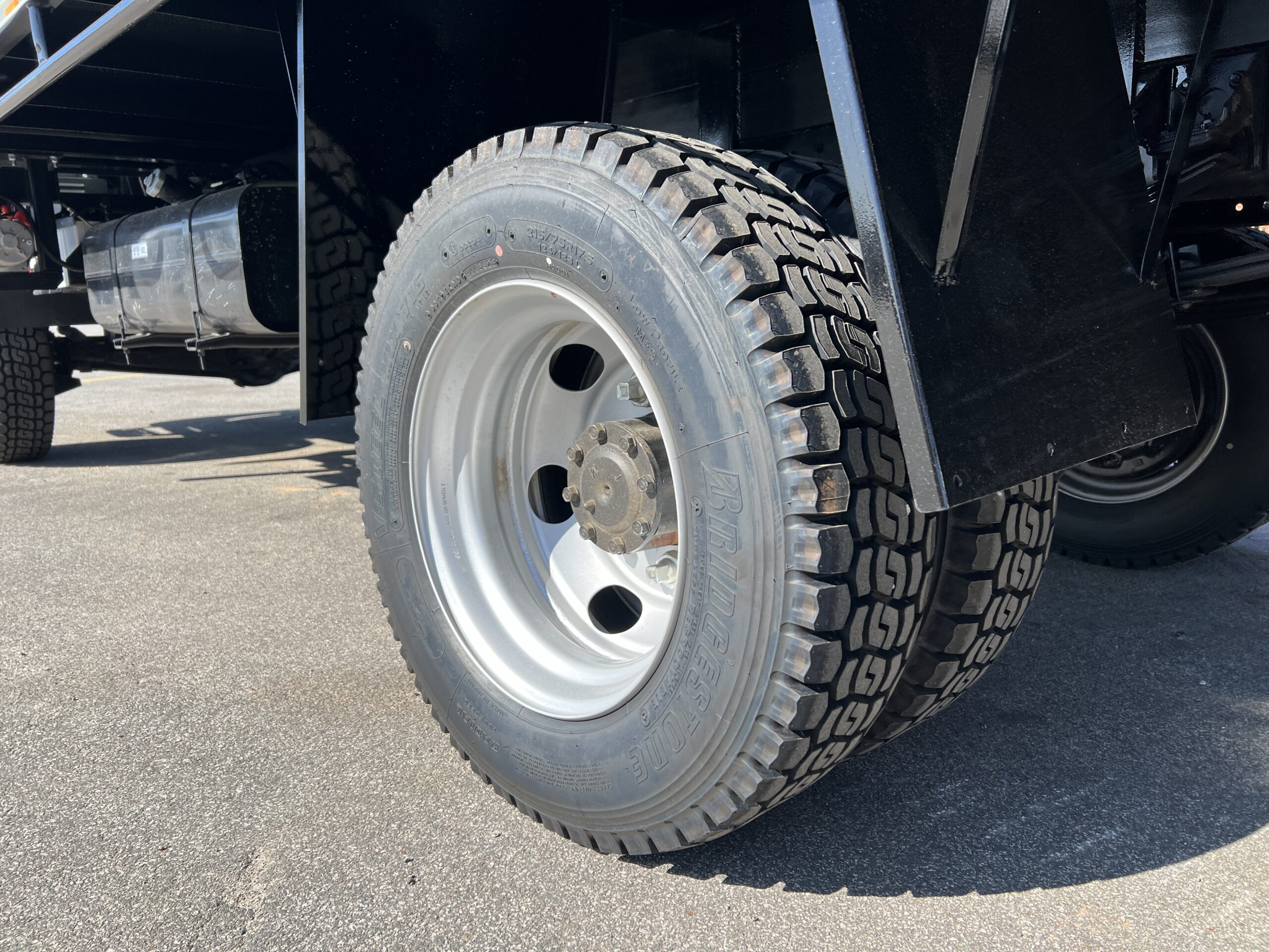 2023 MITSUBISHI FUSO FGB71ER6SFBC 4X4 5 SPEED TRAY TOP TRUCK WITH KEVREK CRANE