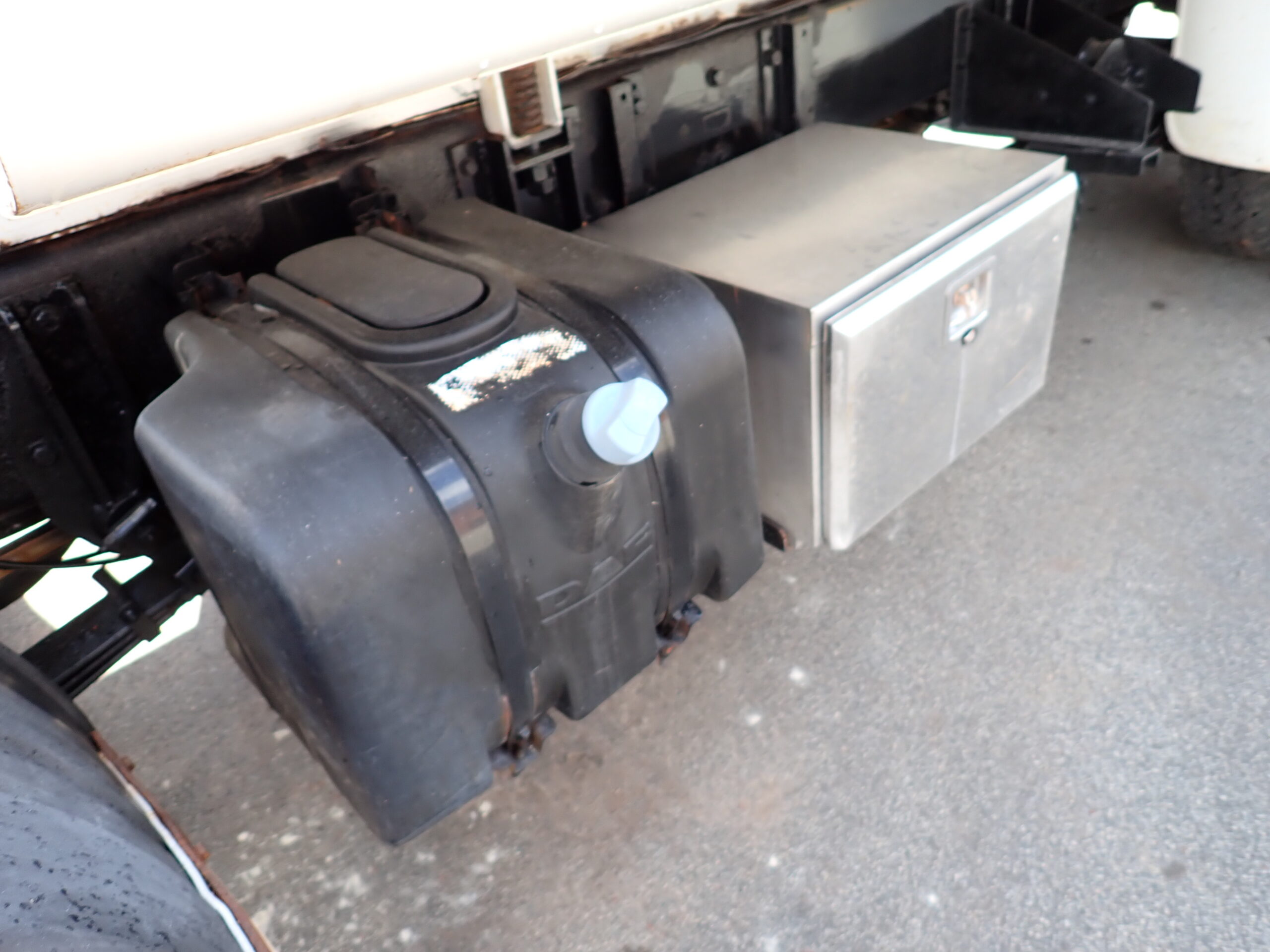 2013 KENWORTH T359 8×4 WATER CART