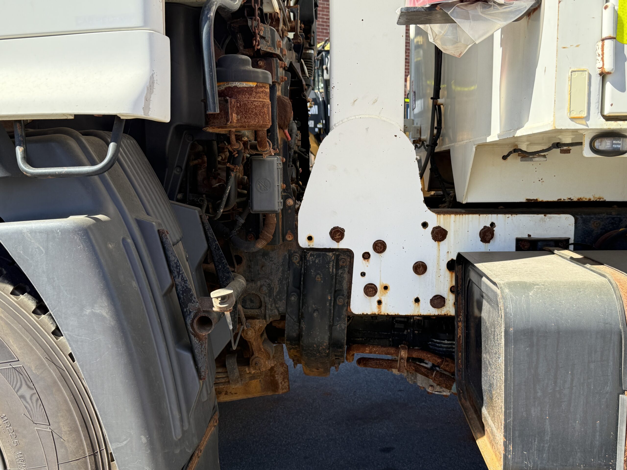 2010 HINO FM1J 6X4 SERVICE TRUCK