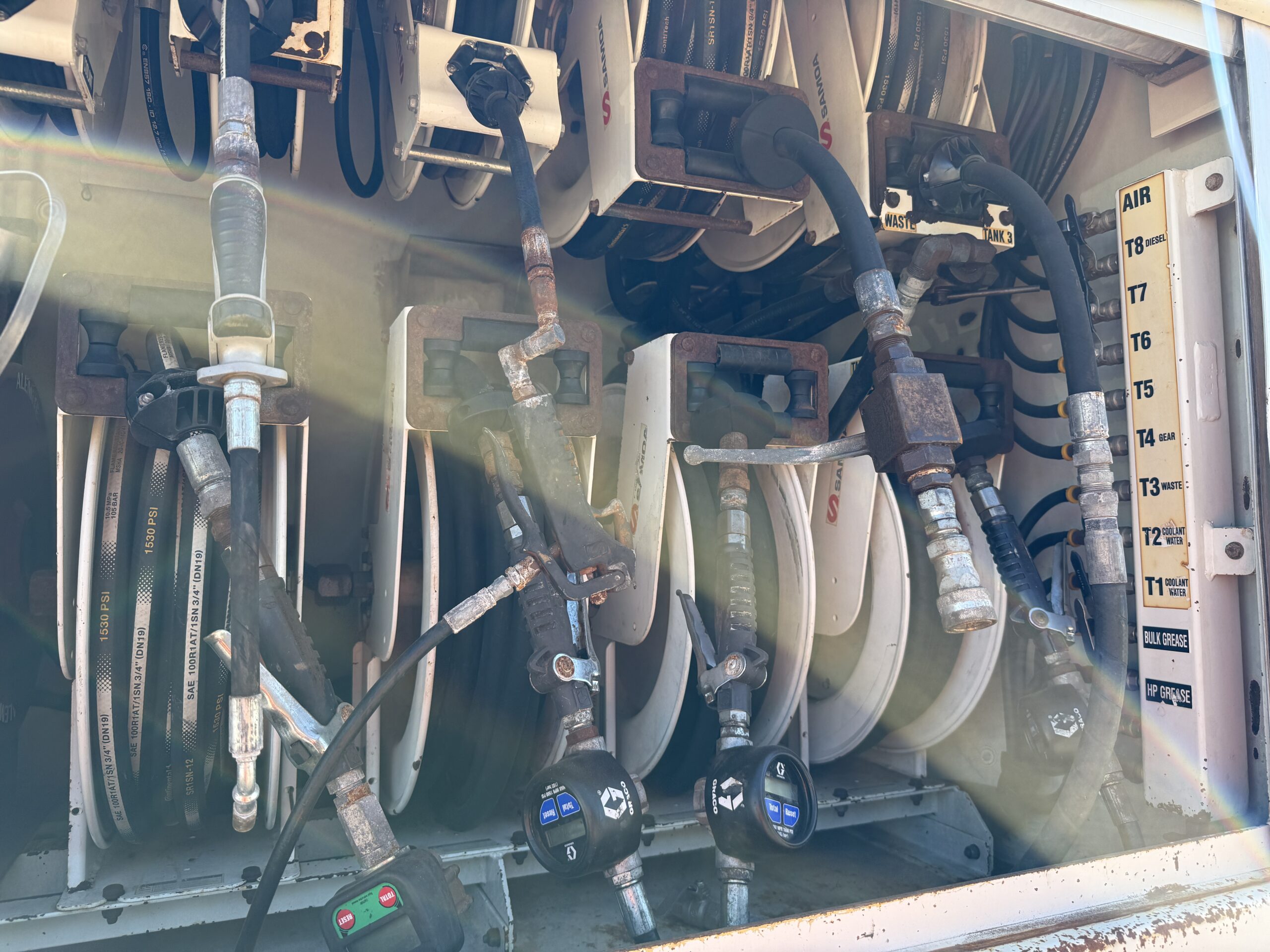 2010 HINO FM1J 6X4 SERVICE TRUCK