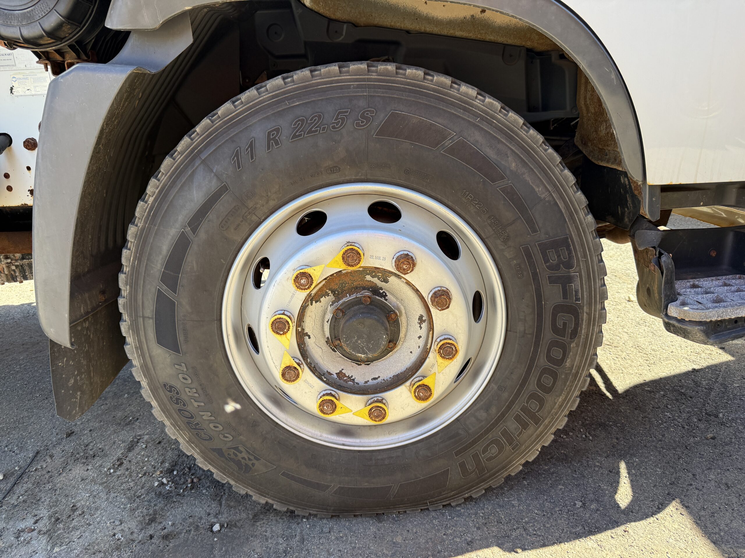 2010 HINO FM1J 6X4 SERVICE TRUCK